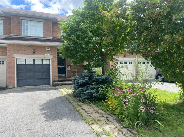 288 Goldridge Dr, Ottawa, ON K2T 1K9