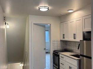 435 Bellevue Ave E, Seattle, WA 98102