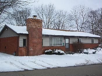 1st image of 344 Chapman St