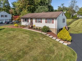 17 Ridge St, Hackettstown, NJ 07840