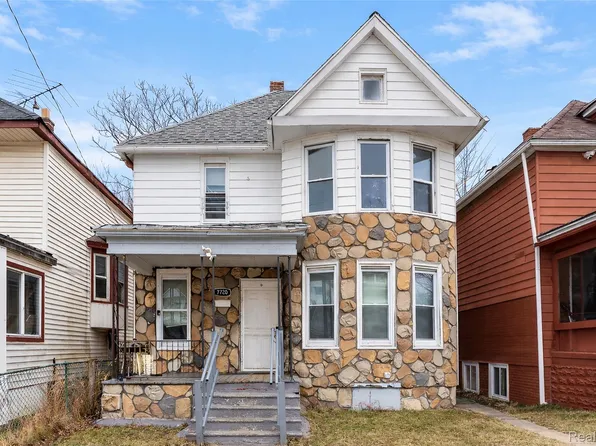 7720 E Canfield St, Detroit, MI 48214