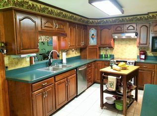 1214 Gilbert St, Flint, MI 48532