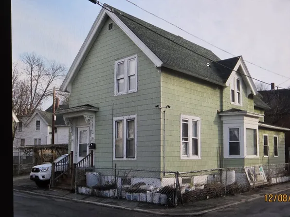 8 W 11th St, Lowell, MA 01850