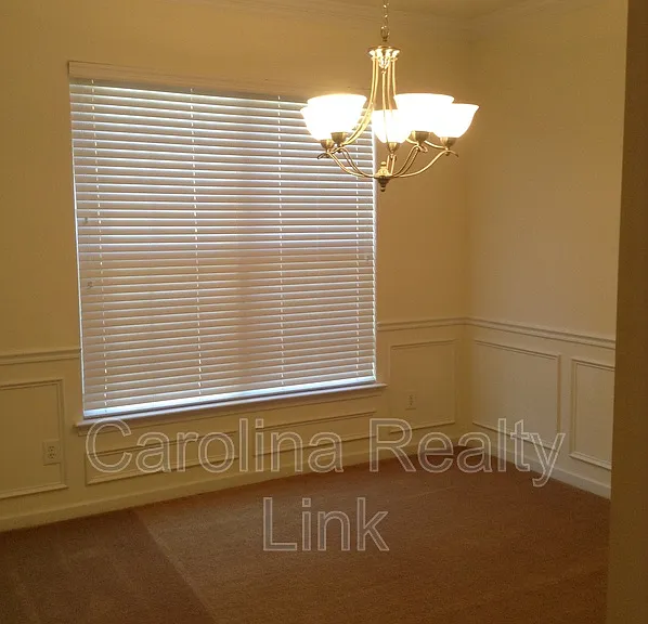 7228 Handon Ln — Photo 20