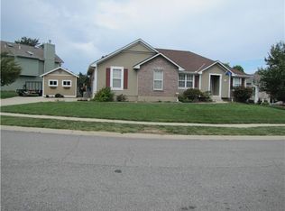 1302 Rayce Dr, Greenwood, MO 64034