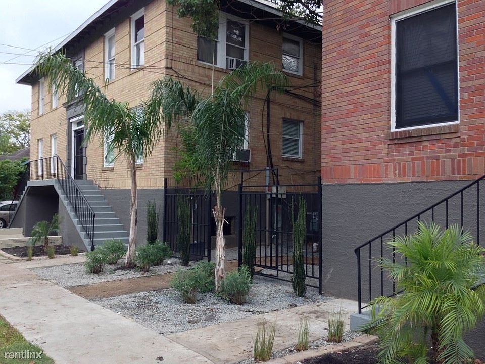 Outside-1630Medium-1024x768