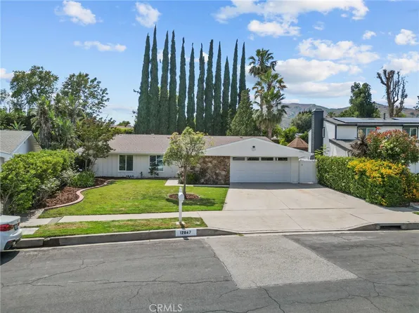 12847 Winthrop Ave, Granada Hills, CA 91344