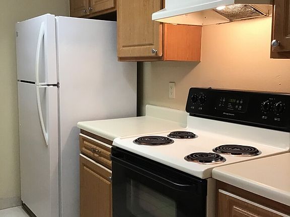 4th image of 4740 Walden Cir APT 1031