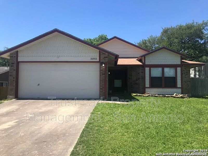 1st image of 16811 Vista Blf
