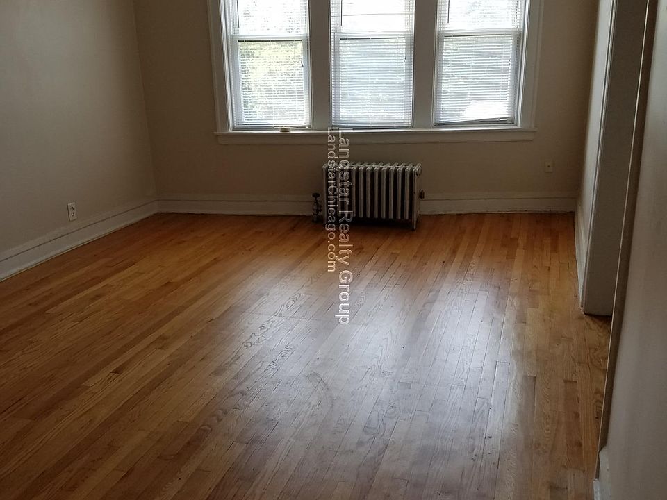 2nd image of 1145 W Morse Ave APT 303