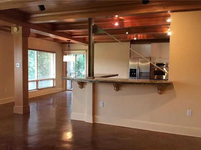 309 Opal St — Photo 15