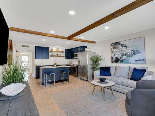423 62nd St, Holmes Beach, FL 34217