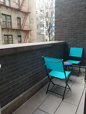 Rented by REAL New York | media 23