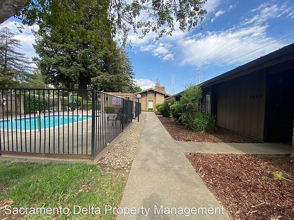 3rd image of 2467 American River Dr