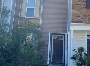 402 Glenhaven Ln, Jacksonville, NC 28546