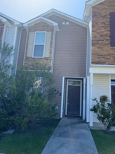 402 Glenhaven Ln Photo 1