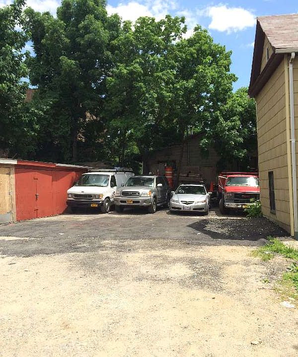 2nd image of 161 Stevens Ave