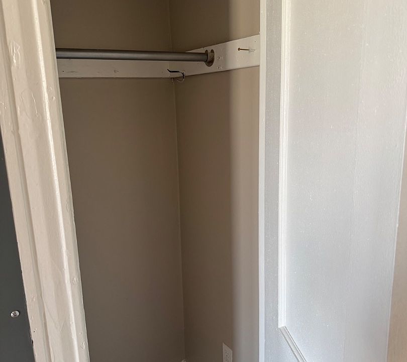 Unit Photo