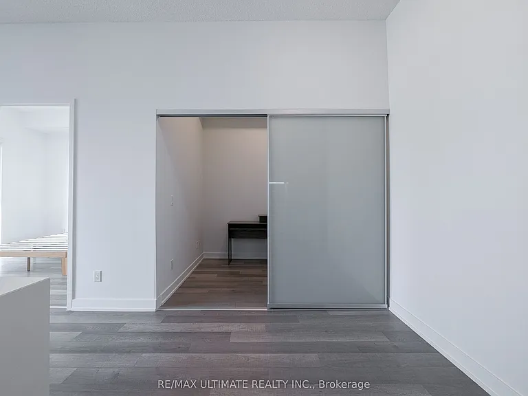 5180 Yonge St #1412 — Photo 15