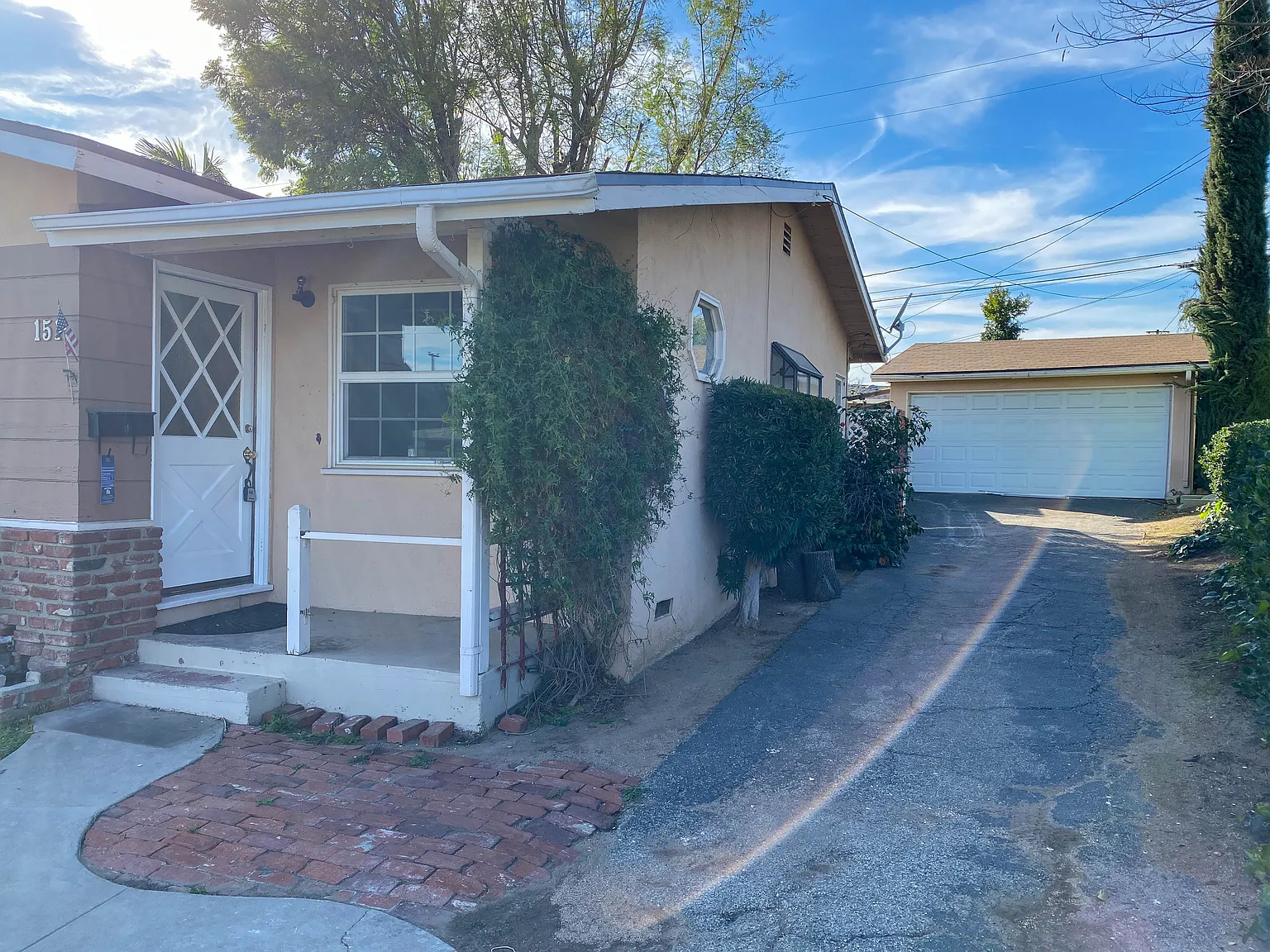 Galanto Cottage — Photo 2