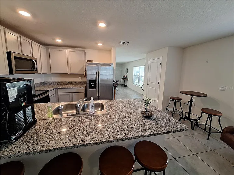 511 Sunlit Coral St — Photo 4