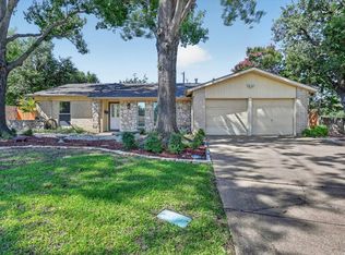 1306 Pueblo Ct, Arlington, TX 76012