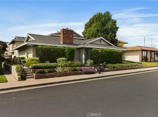 17021 Pinehurst Ln, Huntington Beach, CA 92647