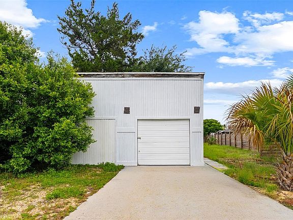 3rd image of 21316 SUNSET AVENUE
