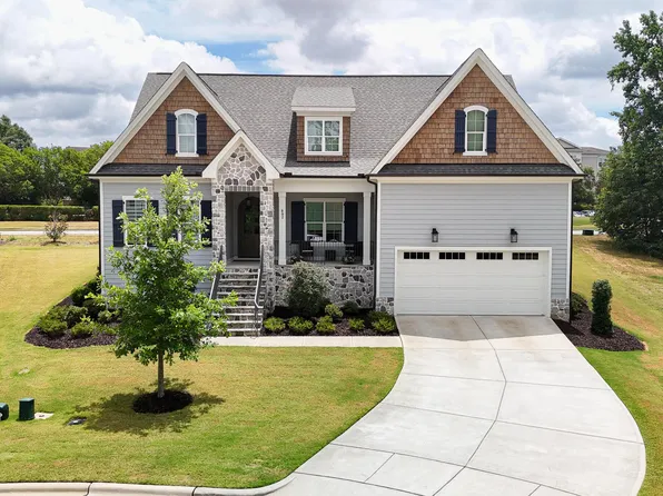 802 Laurelwood Dr, Durham, NC 27705