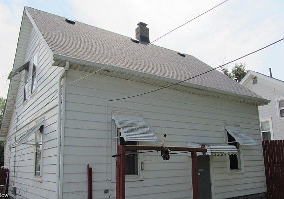 2nd image of 1414 Washington Ave