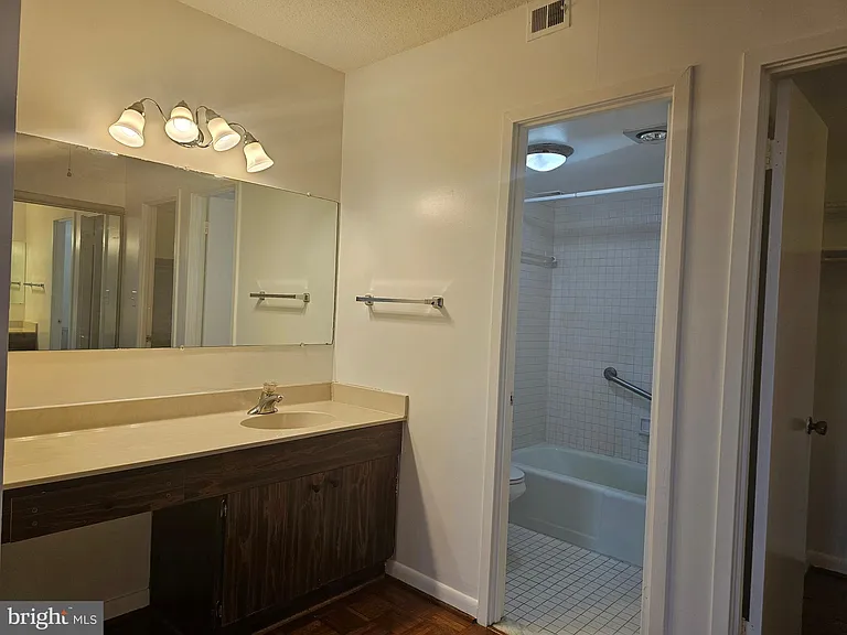 3709 S George Mason Dr #710 — Photo 47