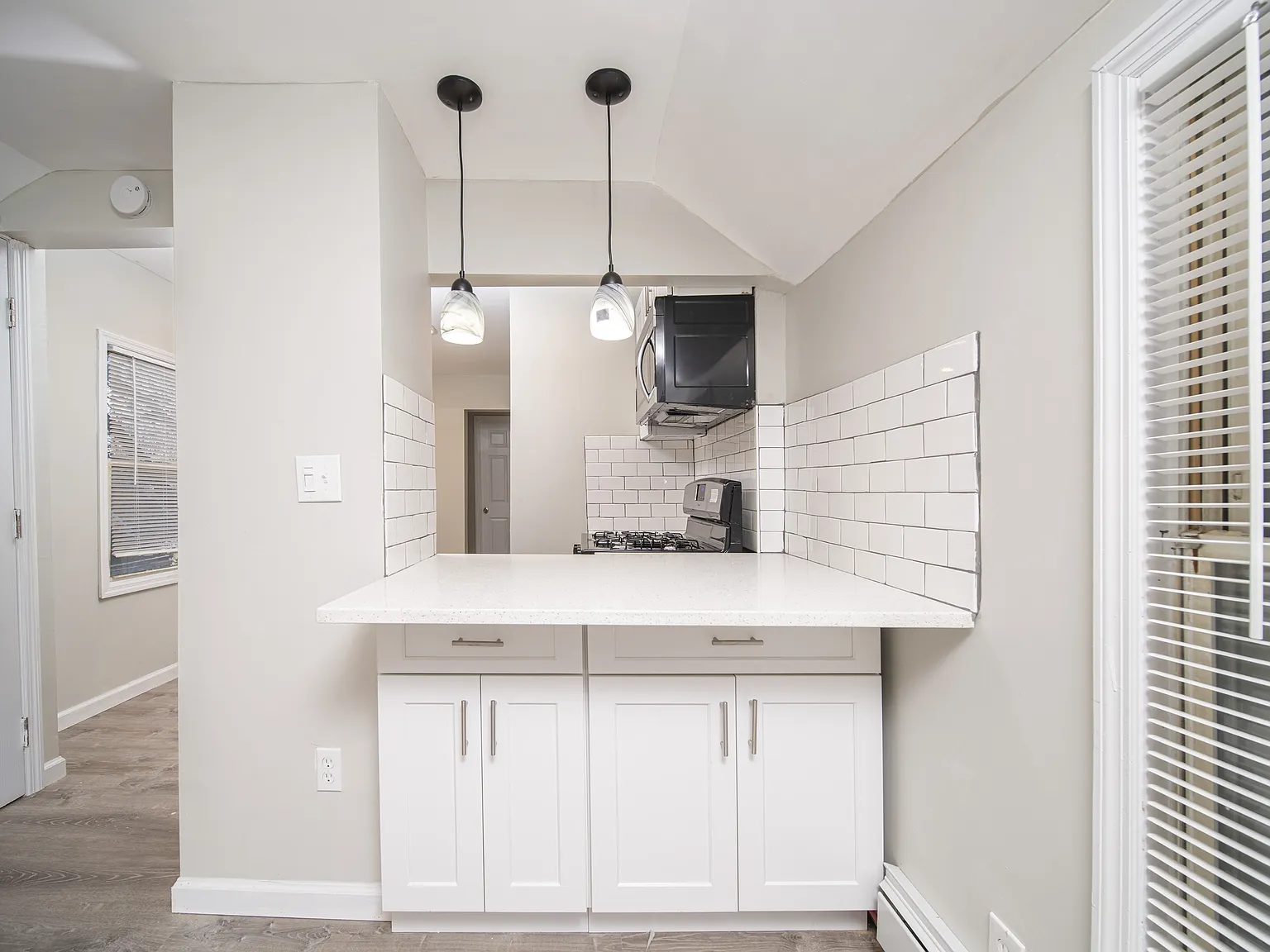 1708 Highland Avenue - 3 — Photo 3