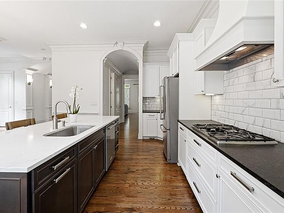 5th image of 4222 Rickenbacker Way NE #15