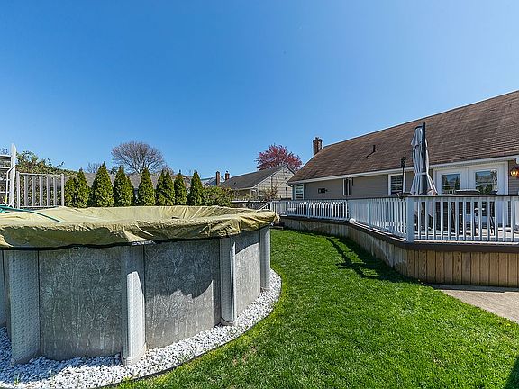 5th image of 2993 Brower Ave