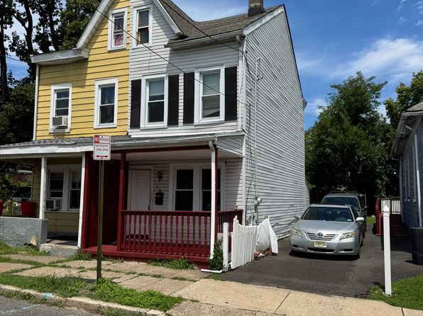18 Wiley Ave