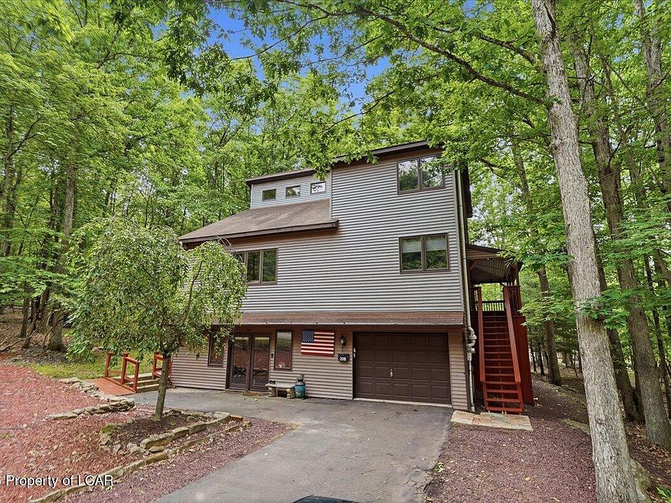 1st image of 208 Owego Dr