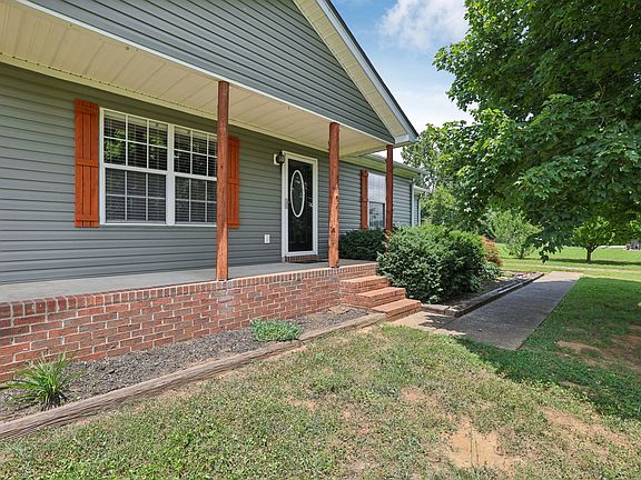 2nd image of 1812 Golden Valley Dr
