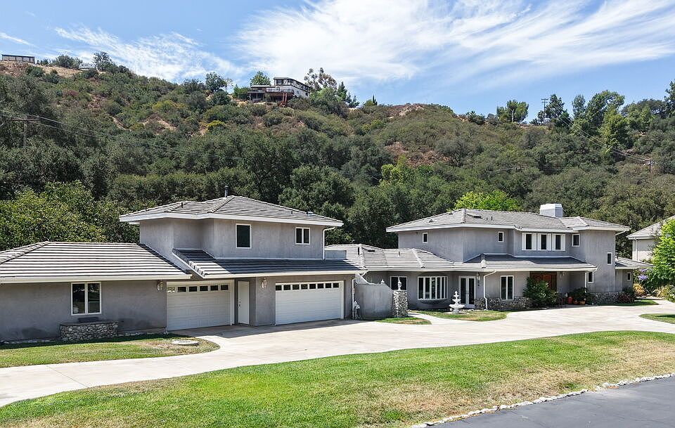 1st image of 28342 Shadowland Cir