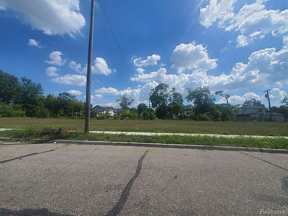 4th image of 11810 Ohio St