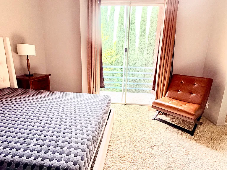 5151 Balboa Blvd #306 — Photo 6
