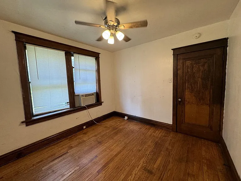 5741 Floy Ave — Photo 7