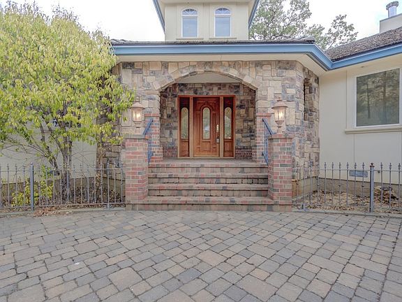 4th image of 312 Oak Knoll Rd