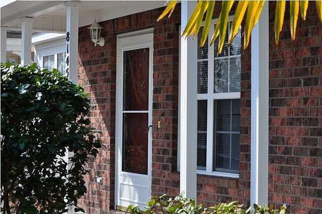2nd image of 8145 Shadow Oak Dr