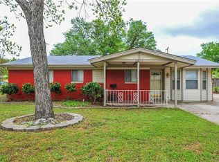 1800 Dogwood Dr, Arlington, TX 76012