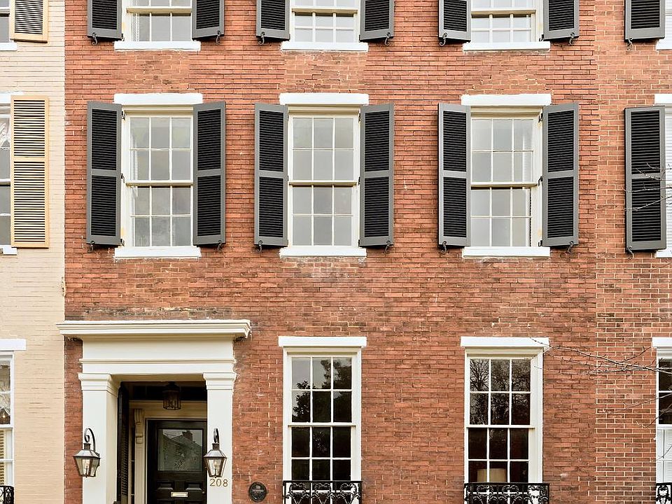 1st image of 208 S Pitt St