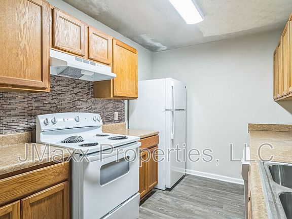 4th image of 5638 Fair Creek Way