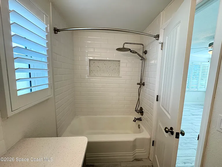 249 Palm Ln — Photo 21
