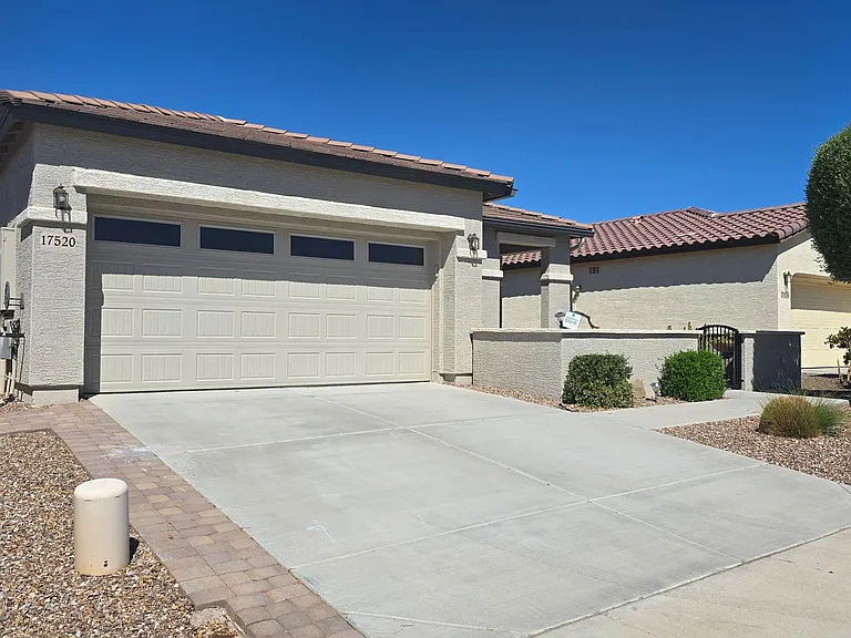 17520 W Fairview St — Photo 4