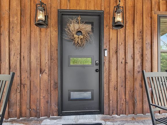 4th image of 362 Spring Hollow Rd