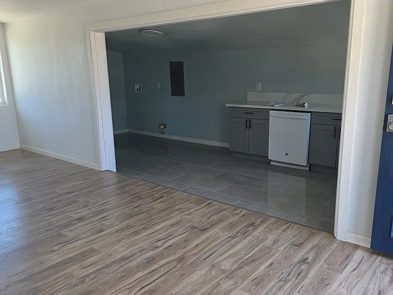 33930 Mission Trl — Photo 25
